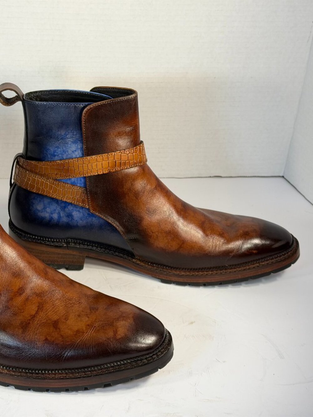 Men's size 9.5-10 Brown and blue leather boots - Picture 14 of 16